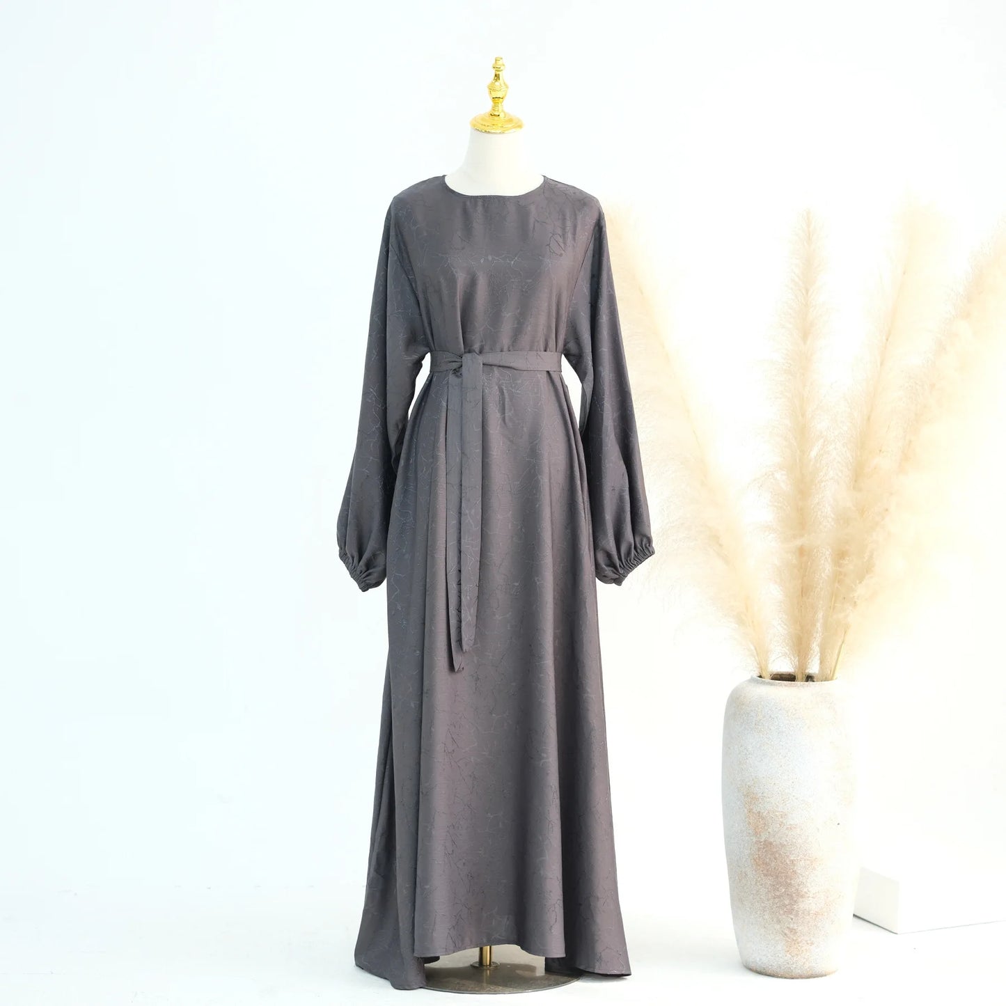 Elegant Slim Fit Abaya