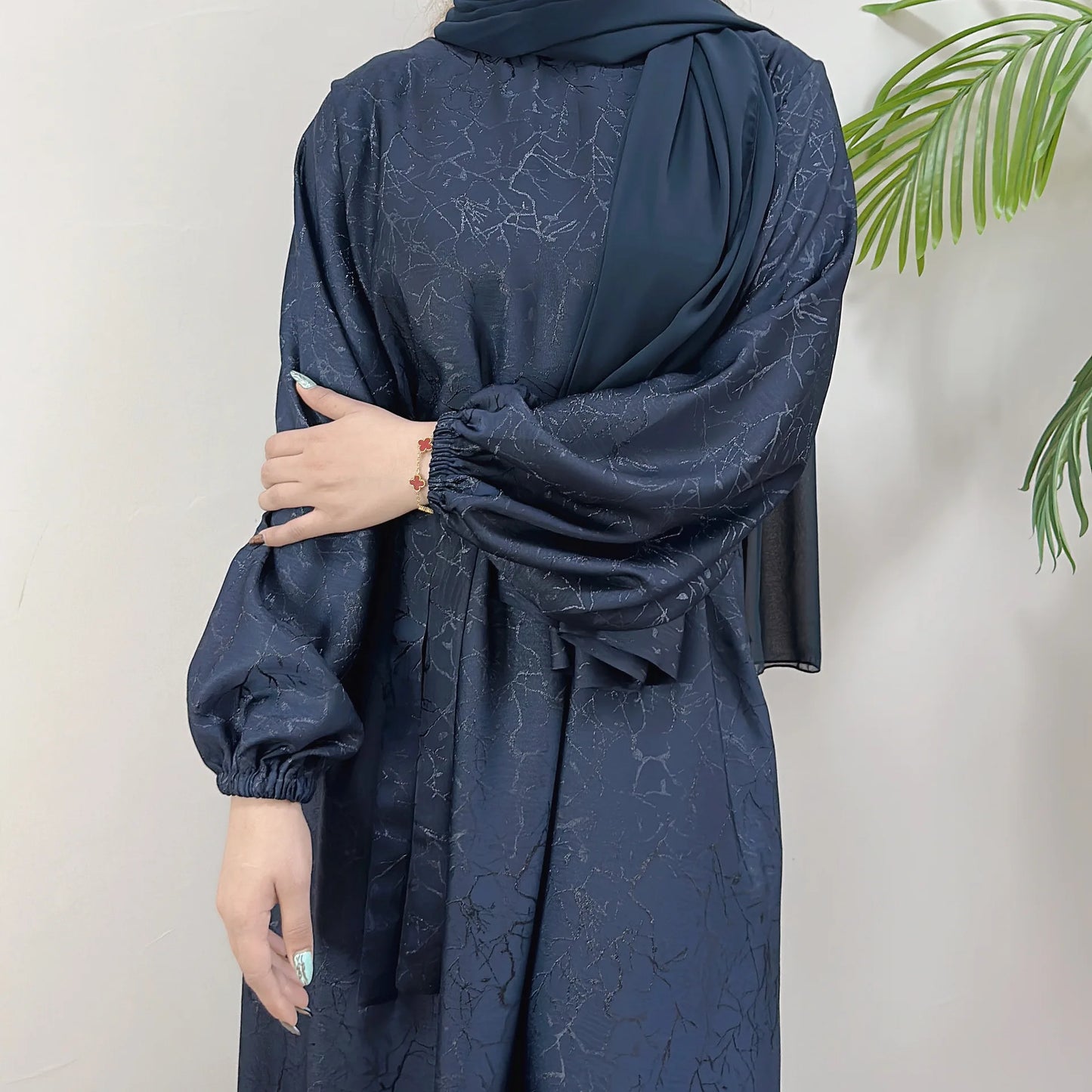 Elegant Slim Fit Abaya