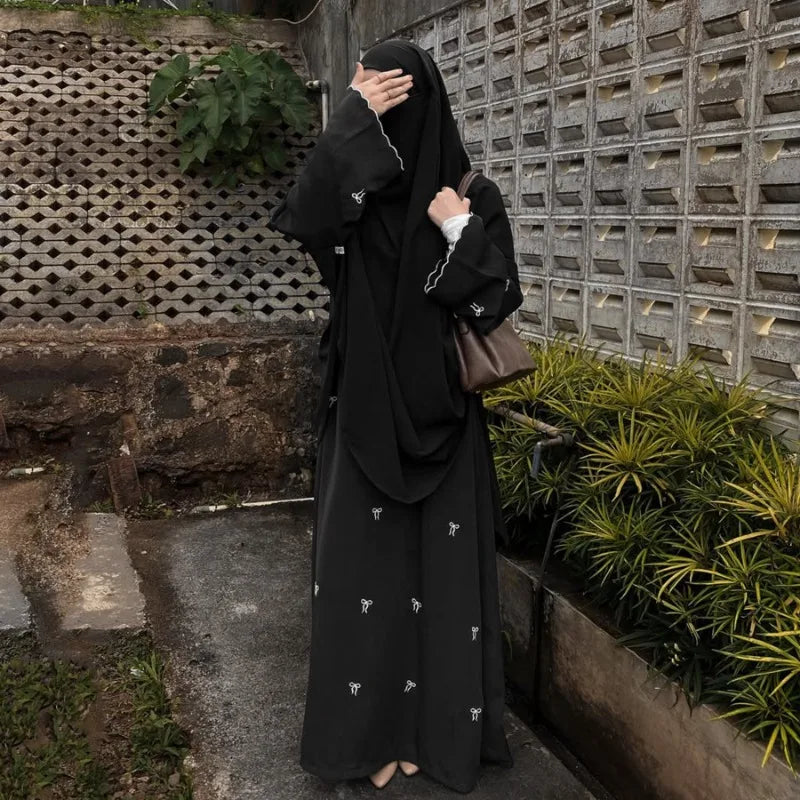 Exquisite Butterfly Embroidered $\text{Abaya}$