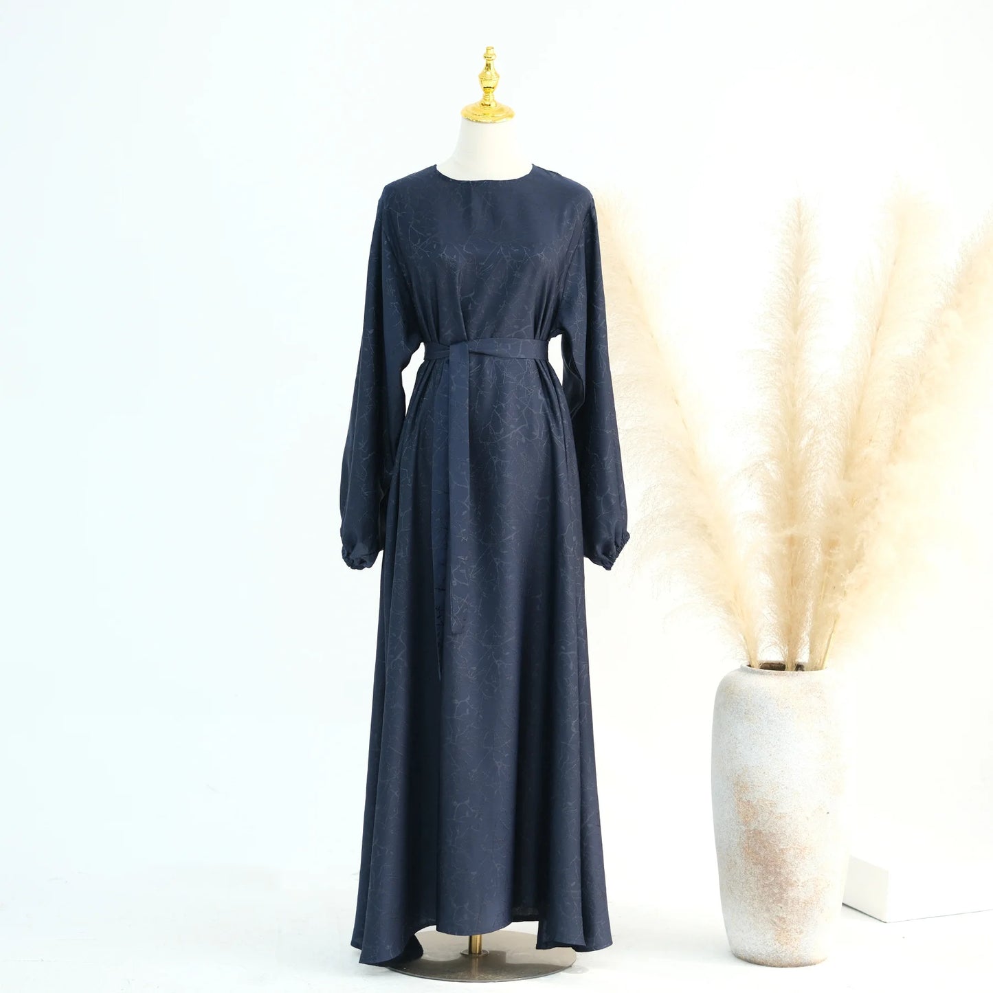 Elegant Slim Fit Abaya